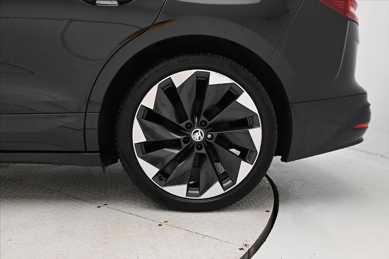 Škoda Enyaq iV60 132 kW SportLINE Záruka a - fotka 30 z 30