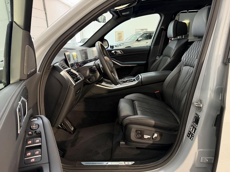 BMW X5 xDrive40d M-PRO Individ. Gar.+ - fotka 16 z 50