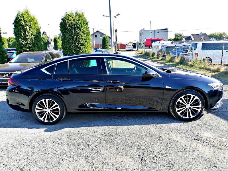 Opel Insignia (2020) 1.6 CDTi Innovation Head-Up - fotka 7 z 33