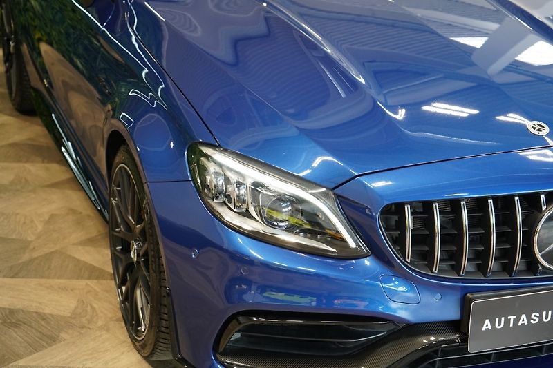 Mercedes-Benz Třídy C (2022) 63s*AMG*CERAMIC*HUD*CARBON*360 - fotka 4 z 44