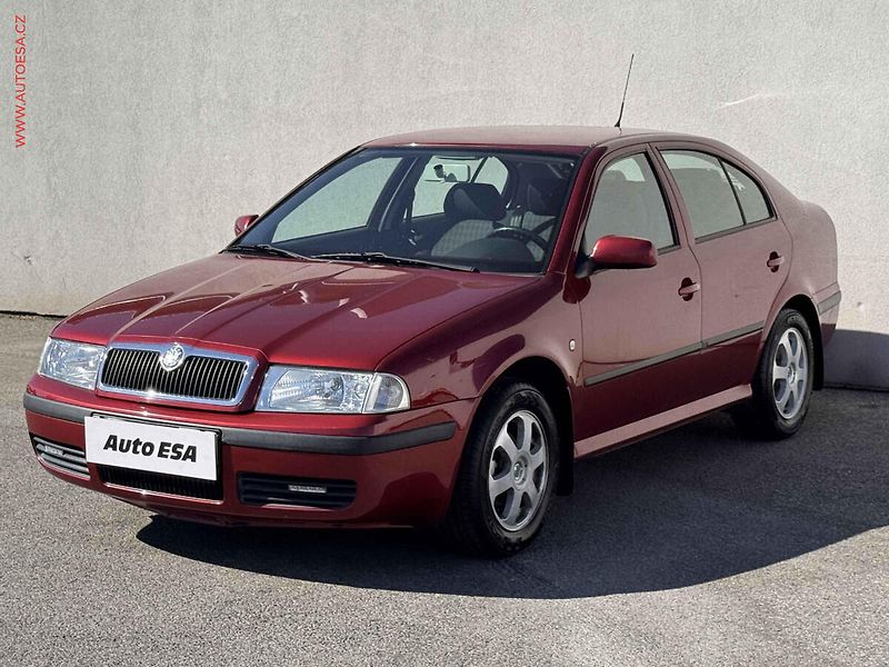 Škoda Octavia (2004) 1.6i, ČR, Klima - fotka 3 z 13
