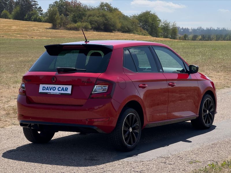 Škoda Fabia 1,0 TSI 81kW CZ Monte Carlo - fotka 7 z 36