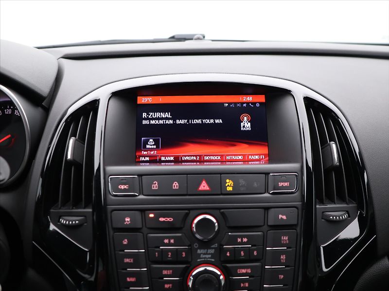Opel Astra 2,0 T 206kW OPC Black Edit. CZ - fotka 19 z 29