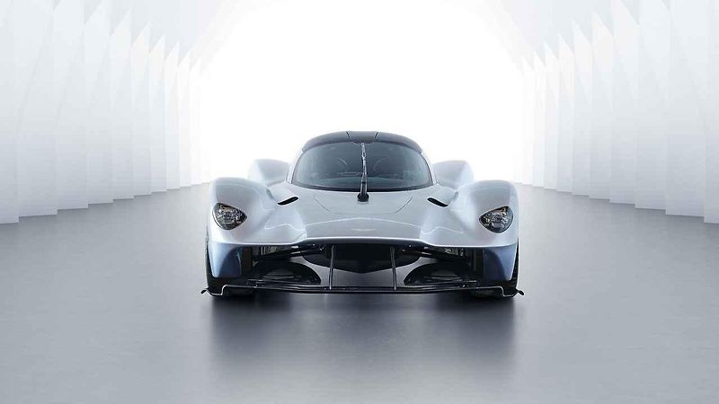 Aston Martin Valkyrie.