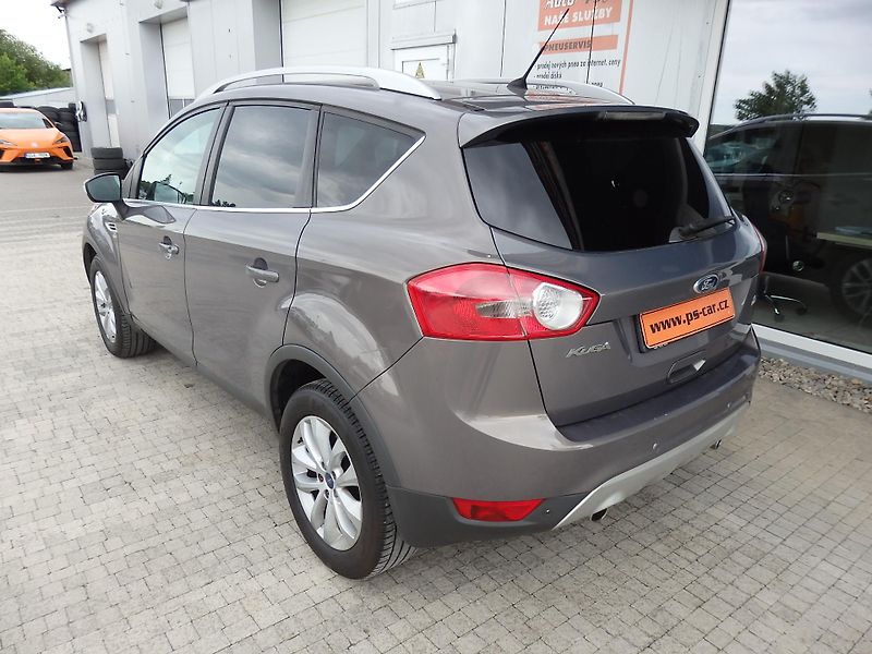 Ford Kuga 2.0 TDCi 4x4 ZÁLOHOVÁNO - fotka 5 z 17