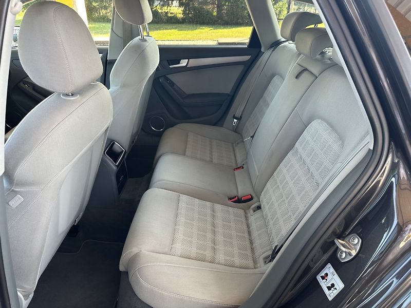 Audi A4 (2014) Avant 2.0TDi NAVI,B&O,SERVIS - fotka 15 z 16