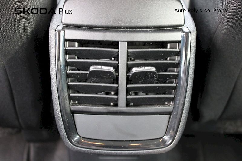 Škoda Scala (2024) 1.0 TSI 85 kW Selection - fotka 24 z 25