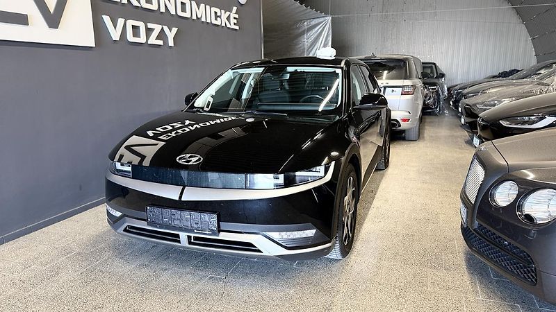 Hyundai Ioniq 5 (2021) Style 73kWh,REZERVOVÁNO - fotka 4 z 45