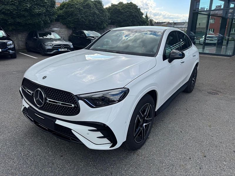 Mercedes-Benz GLC (2025) 220 d 4MATIC kupé - fotka 3 z 36