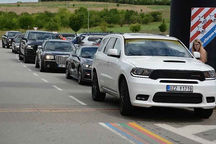 V Pasohlávkách v autokempu Merkur se 11. až 14. června 2026 odehrál sraz amerických aut a motocyklů Lucky Cruisers Weekend 2026.