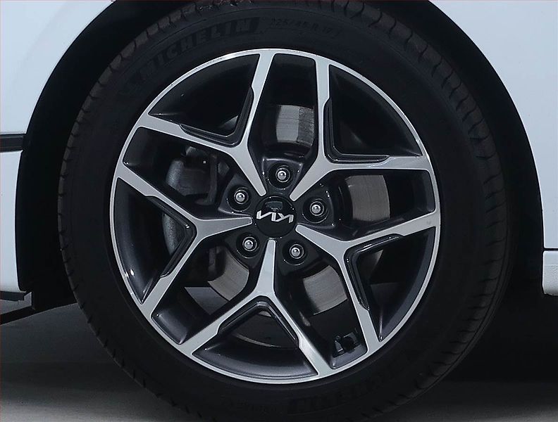 Kia Ceed (2025) Top 1.5 T-GDI - fotka 15 z 19
