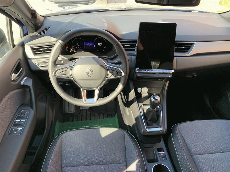 Renault Captur (2026) Techno TCe 115 - fotka 9 z 9