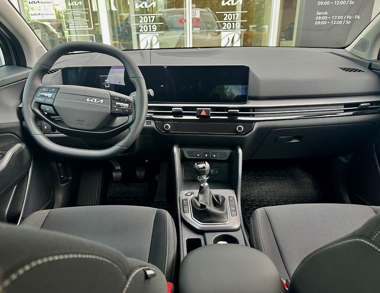 Kia Sportage (2026) NQ5 1,6 T-GDi 4x2 EXCL. + PLUS - fotka 5 z 6