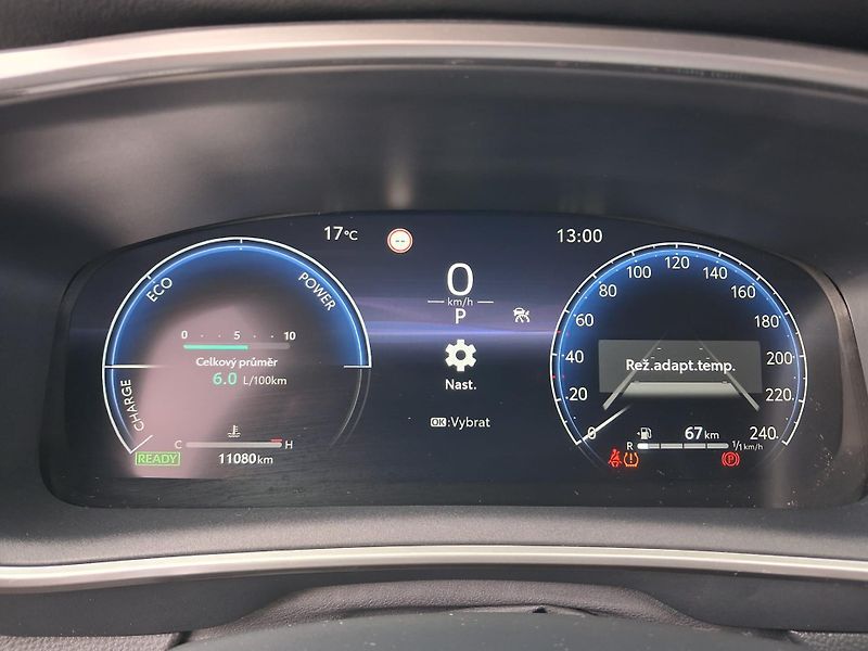 Toyota Corolla 1.8 HSD e-CVT GR Sport - fotka 12 z 21