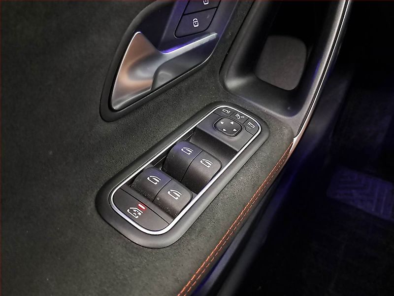 Mercedes-Benz Třídy A (2019) AMG line A 250 4MATIC - fotka 22 z 24
