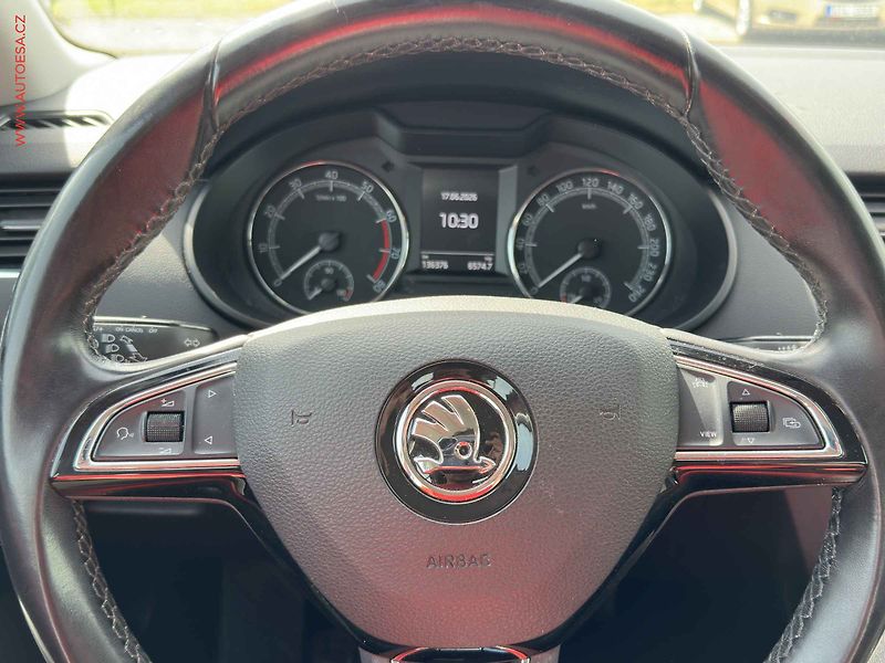 Škoda Octavia (2018) 1.5 TSi, 2.maj,ČR, Ambition - fotka 12 z 18