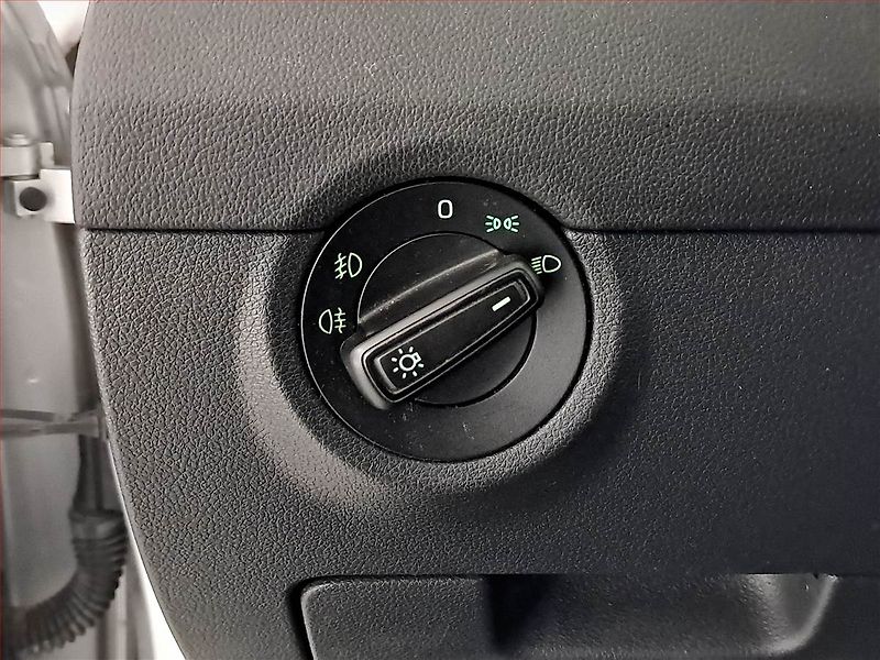 Škoda Octavia (2018) Ambition 1.6 TDI, Serv.kniha - fotka 15 z 17
