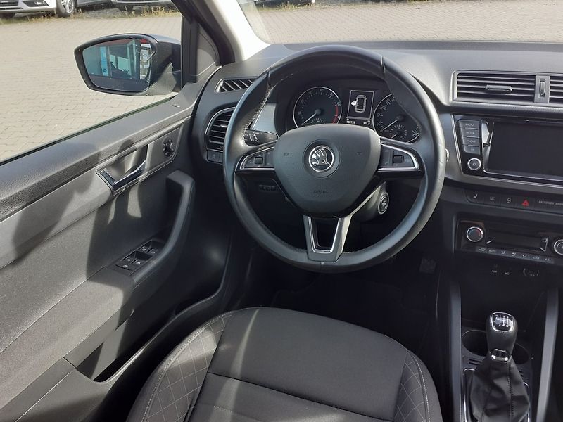 Škoda Fabia (2017) III Kombi 1.2 TSi 81kW - fotka 8 z 40