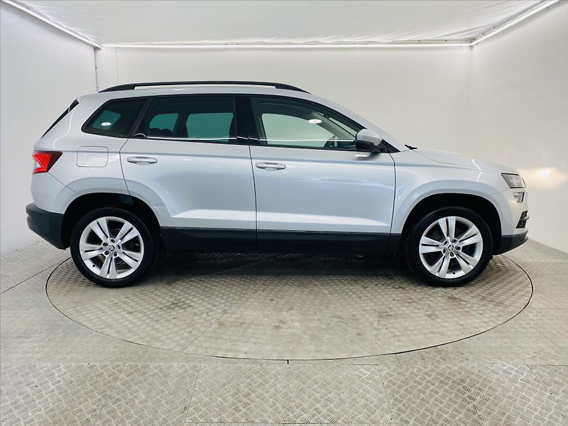 Škoda Karoq 2,0 TDI 110kW Style - fotka 23 z 25