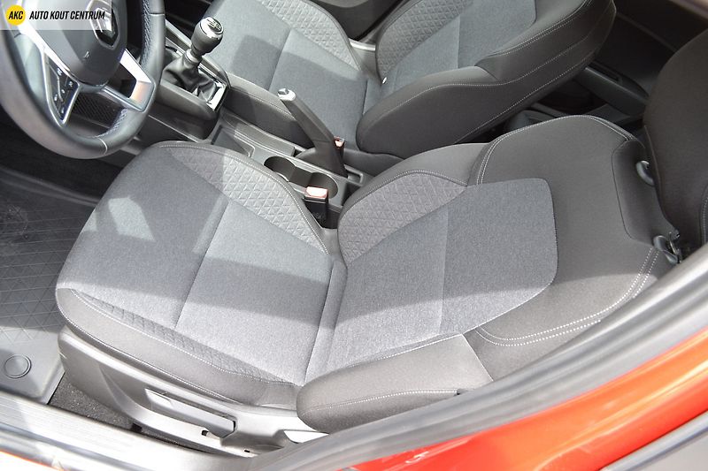 Renault Clio 1.0 TCe 90 - fotka 18 z 39