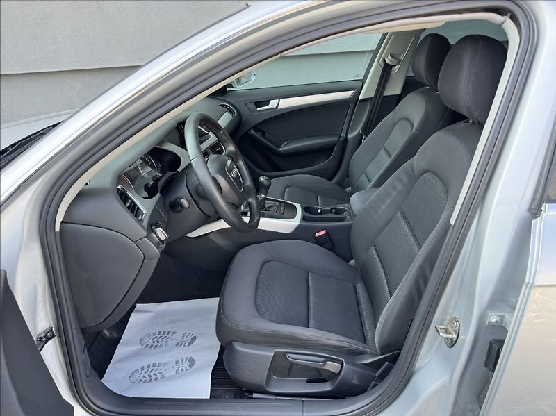 Audi A4 2,0 TDI 105kW AVANT - fotka 20 z 50