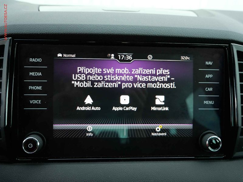 Škoda Karoq (2021) 1.5 TSi, ČR, SportLine - fotka 22 z 27