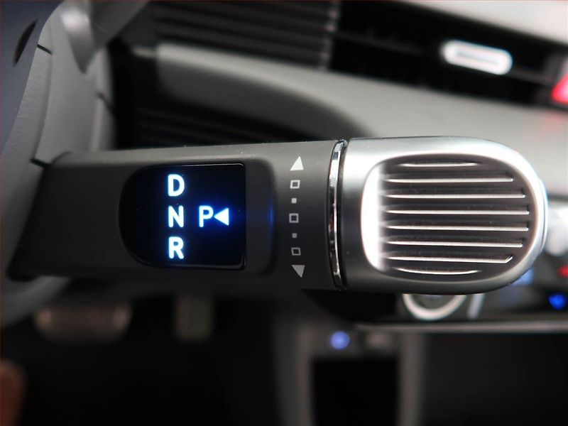 Hyundai Ioniq 5 (2023) Power 4x4, SoH 98% - fotka 13 z 28