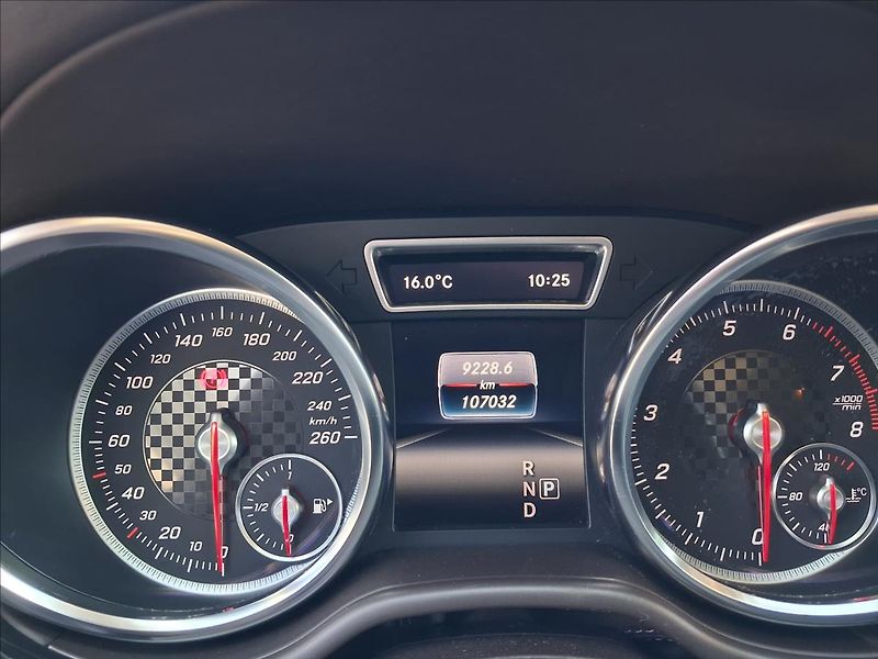 Mercedes-Benz GLE 3,0 450 AMG 4M, ČR, DPH - fotka 15 z 17
