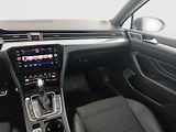 Volkswagen Passat (2022) R-Line 2.0 TDI, Automat, Kůže - náhled 8
