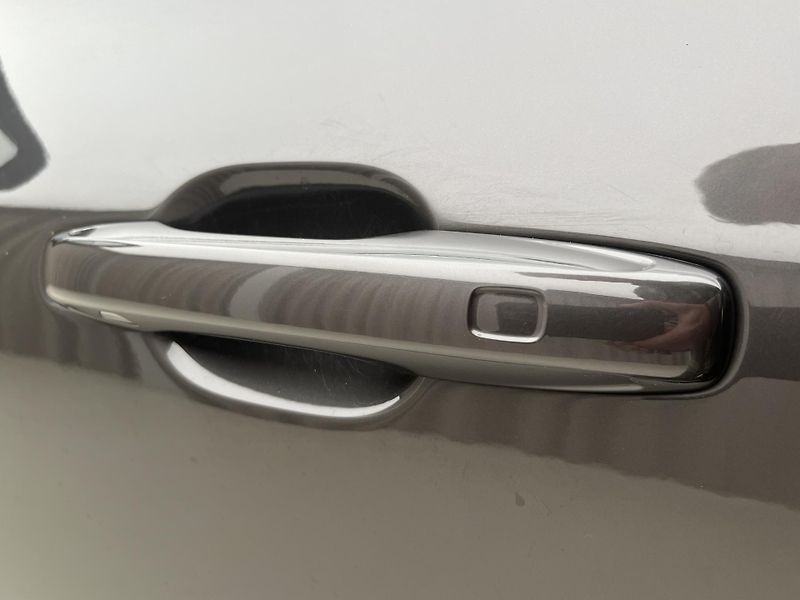 Volvo XC60 B5 AWD INSCRIPTION AUT - fotka 16 z 48