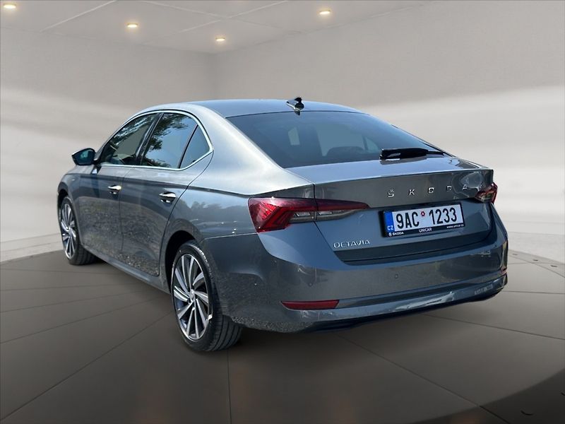 Škoda Octavia 2,0 TDI 110 Style AT - fotka 4 z 11