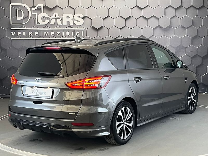 Ford S-MAX 2.5 HEV ST-Line 7 míst - fotka 5 z 70