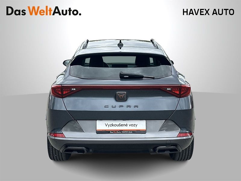 Cupra Formentor (2023) 1.5 TSI DSG - fotka 28 z 31