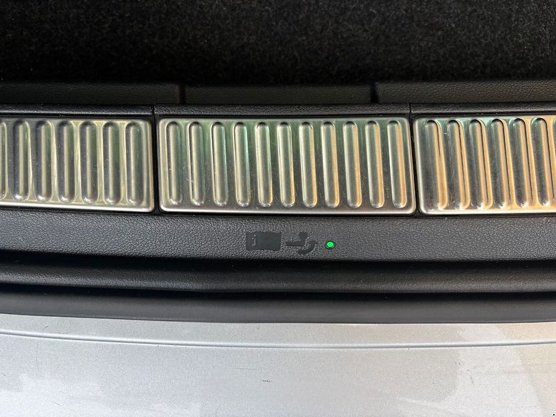 Škoda Superb 2.0TDI-110KW.DSG.TAŽNÉ-ZÁRUKA - fotka 41 z 48