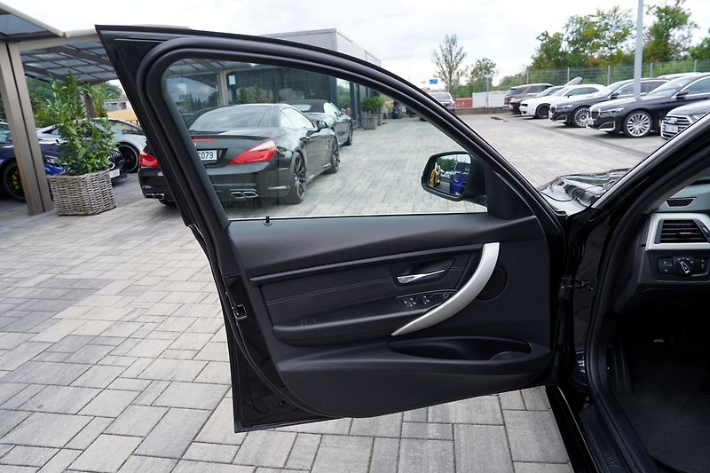 BMW Řada 3 320d automat/EfficientDynamic/ - fotka 13 z 39