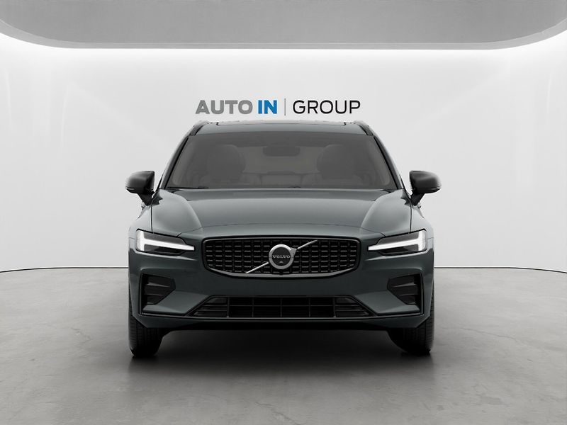 Volvo V60 (2026) B&W, Pano, HeadUP,360°kam, Nap - fotka 2 z 12