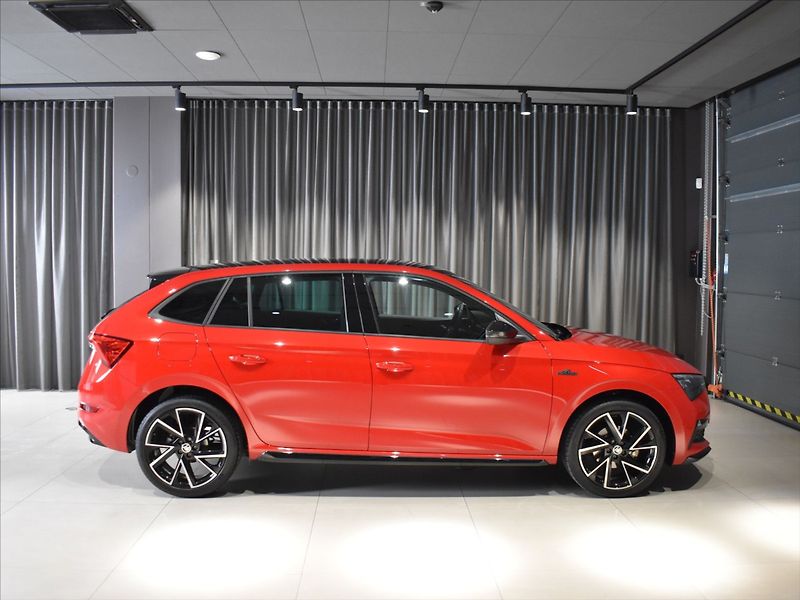 Škoda Scala 1,5 TSI Monte Carlo Tažné - fotka 3 z 28