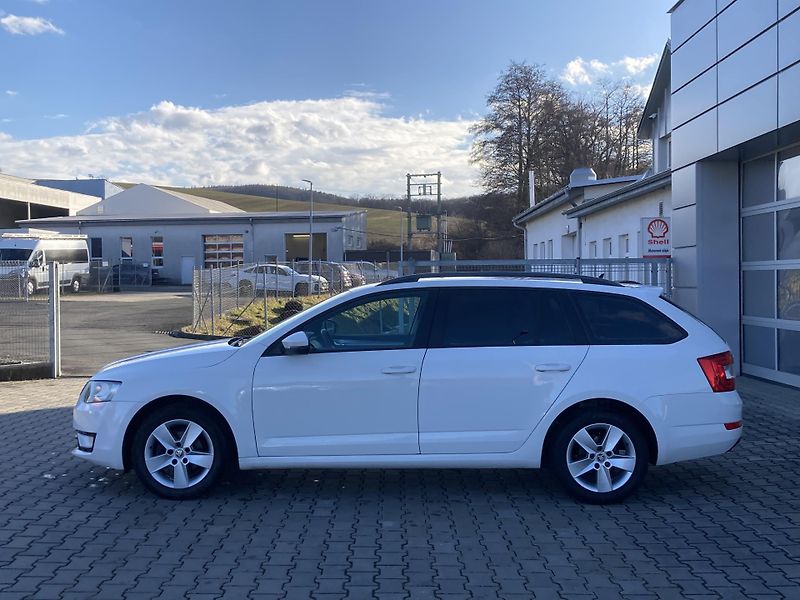 Škoda Octavia (2015) III. 1.6 TDI, Navigace - fotka 2 z 34