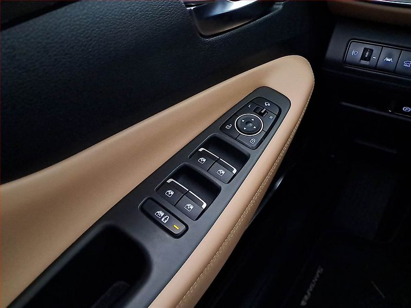 Hyundai Santa Fe (2022) Premium 2.2 CRDi - fotka 20 z 23