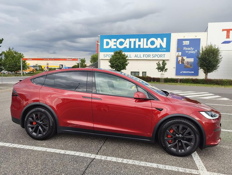 Tesla Model X (2025) - fotka 11 z 13