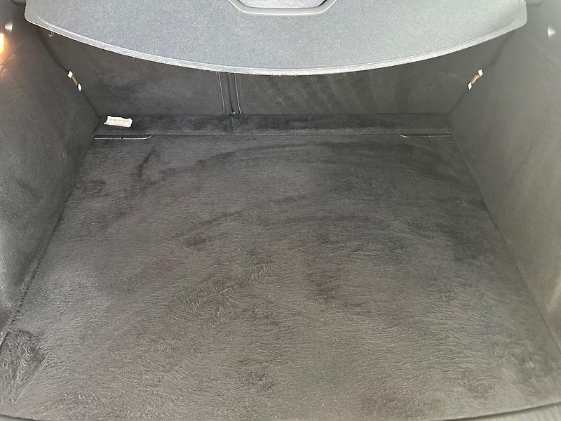 Renault Clio (2019) Kombi Limited - CZ - DPH - fotka 19 z 19