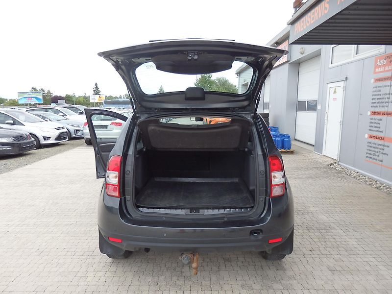 Dacia Duster 1.5 DCI 4x4 ZÁVĚS, KLIMA - fotka 8 z 17