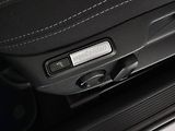 Volkswagen Passat Variant (2021) 2.0 TDI (110kW/150k) DSG, Busi - náhled 23