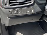 Hyundai i30 (2018) 1.0 TGDi, ČR, AC, tempo - náhled 12