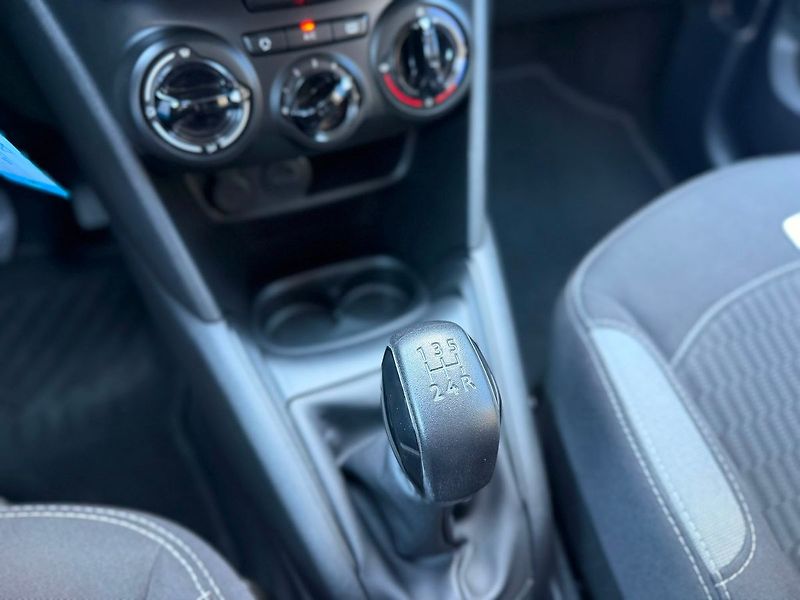 Peugeot 208 ACTIVE 1.2PT 82 MAN5 - fotka 21 z 23