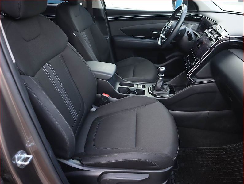Hyundai Tucson (2021) 1.6 T-GDI 48V MHEV - fotka 9 z 22