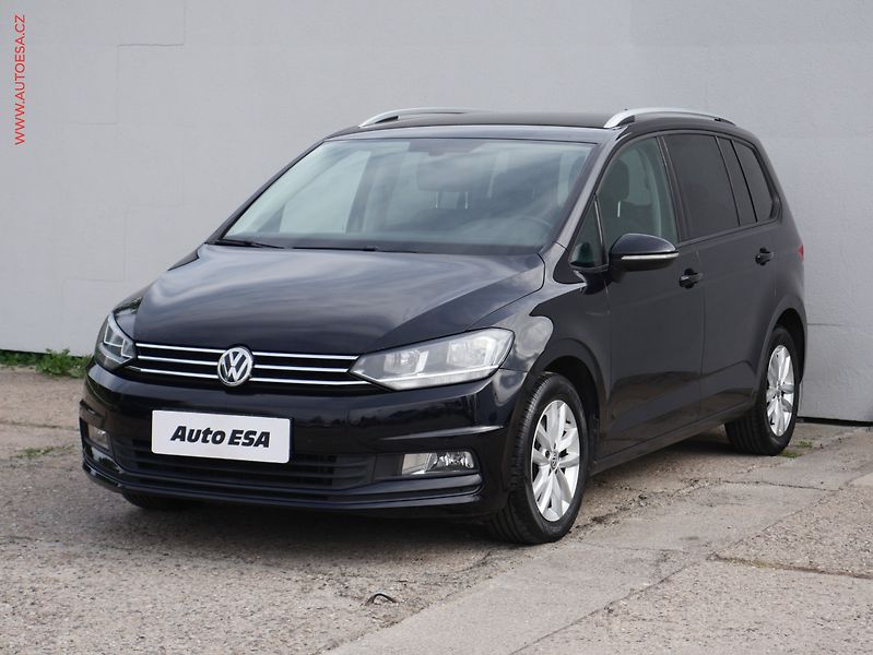 Volkswagen Touran (2016) 2.0 TDi, DSG, STK9/27 - fotka 3 z 15