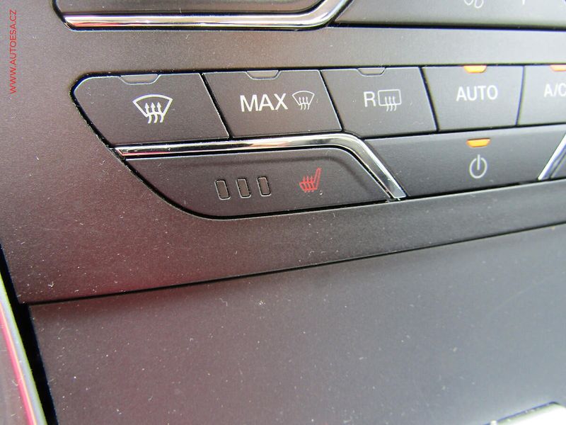 Ford S-MAX (2017) 2.0 TDCi, Navi, bixen - fotka 25 z 28