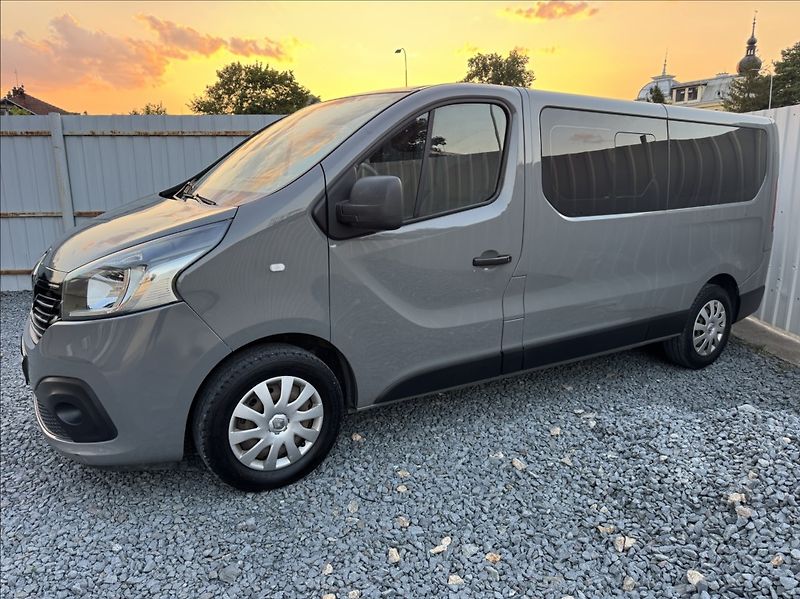 Renault Trafic 1,6 DCi 8míst WEBASTO tažné ČR - fotka 3 z 50