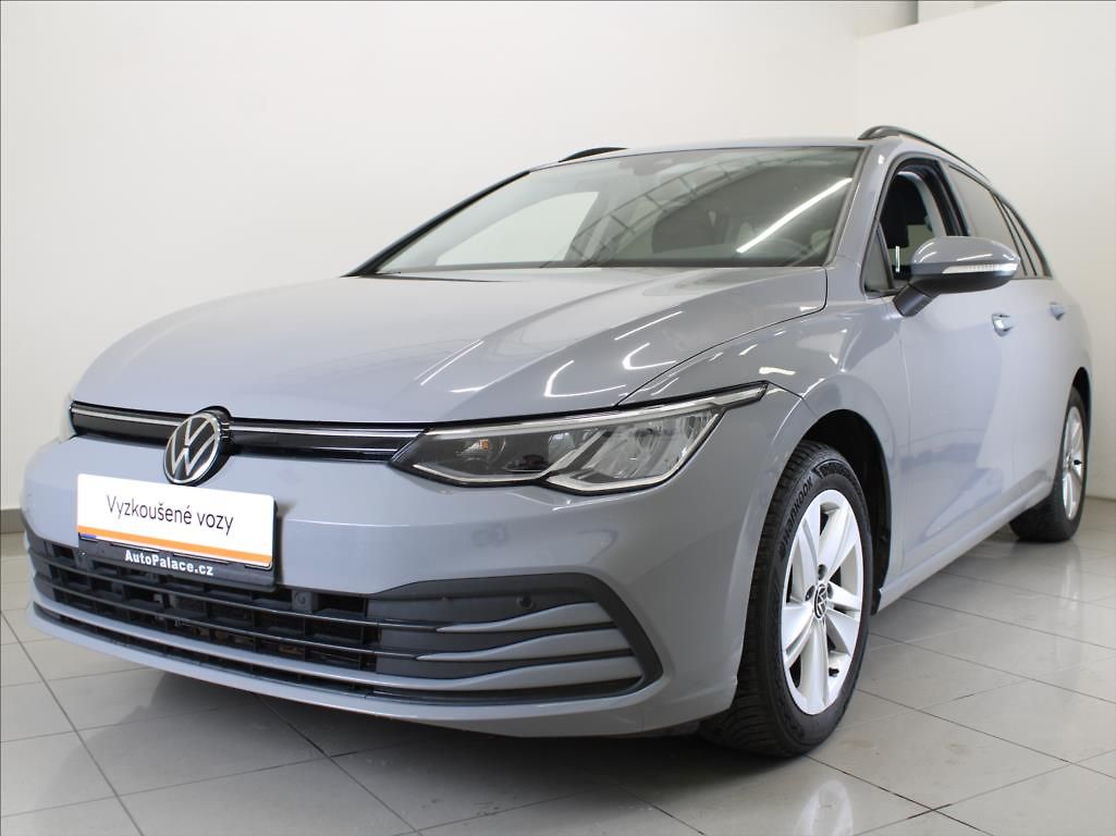 Volkswagen Golf 1,5 TSI Life Variant 141tkm.ČR